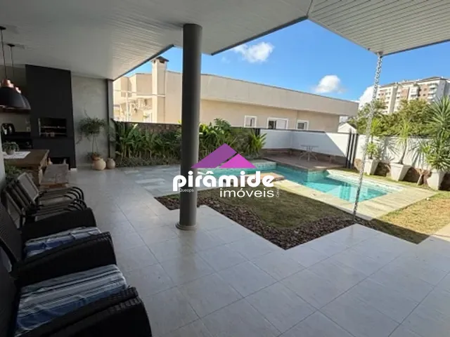 Casa com 403m² 5 quartos e 5 banheiros, à venda, no bairro Urbanova em São José dos Campos
