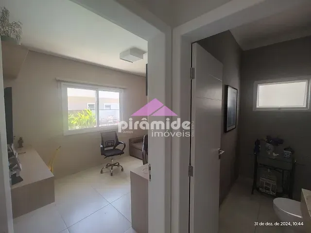 Casa com 403m² 5 quartos e 5 banheiros, à venda, no bairro Urbanova em São José dos Campos