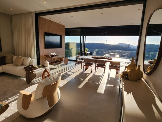 Casa 4 quartos e 6 banheiros, à venda, no bairro Alphaville em Santana de Parnaíba