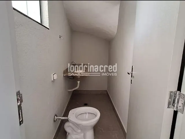 Casa com 138m² 3 quartos e 2 banheiros, à venda, no bairro Pacaembu em Londrina