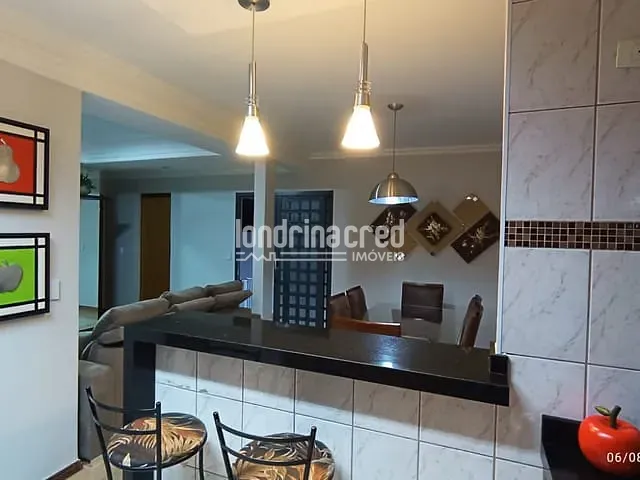 Casa com 134m² 2 quartos e 2 banheiros, à venda, no bairro RESIDENCIAL PORTAL OURO VERDE em Londrina