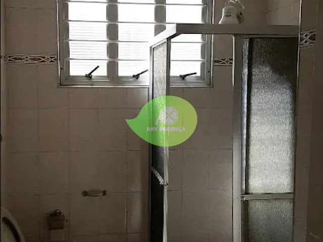 Casa com 200m² 3 quartos e 1 banheiro, à venda, no bairro Vila Santana em Sorocaba