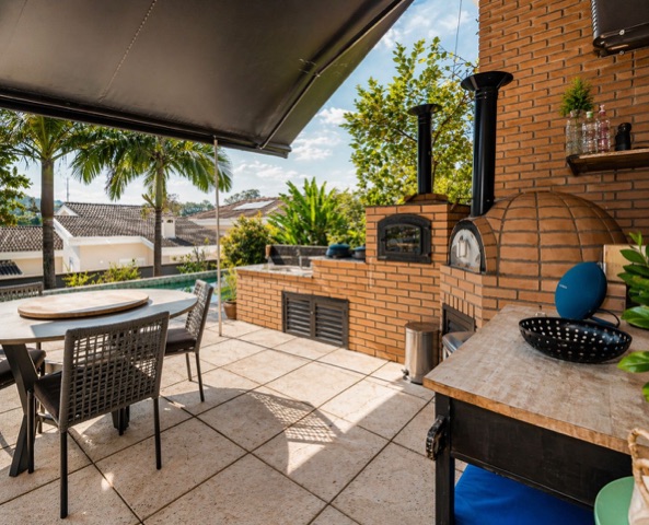 Casa com 400m² 3 quartos e 4 banheiros, à venda, no bairro Alphaville em Santana de Parnaíba