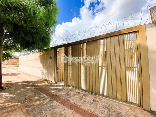 Casa com 188m² 2 quartos e 1 banheiro, à venda, no bairro Vila Bandeirante em Campo Grande