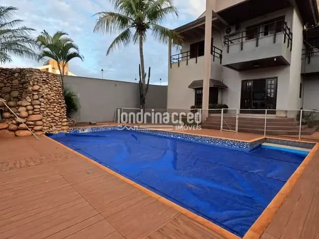 Casa com 1250m² 4 quartos e 6 banheiros, à venda, no bairro Tucano em Londrina