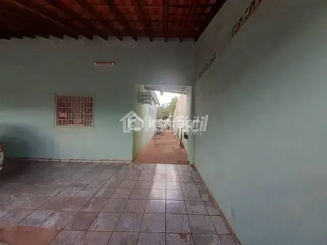 Casa com 300m² 3 quartos e 2 banheiros, à venda, no bairro Coophavila II em Campo Grande