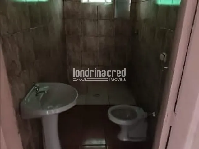 Casa com 200m² 3 quartos e 1 banheiro, à venda, no bairro Jardim Planalto em Londrina
