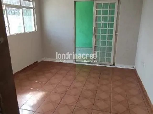 Casa com 200m² 3 quartos e 1 banheiro, à venda, no bairro Jardim Planalto em Londrina