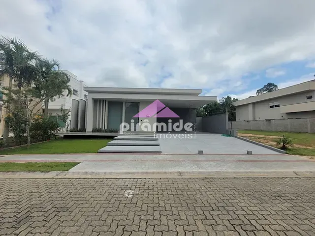 Casa com 530m² 3 quartos e 5 banheiros, à venda, no bairro Jardim Esplanada em São José dos Campos