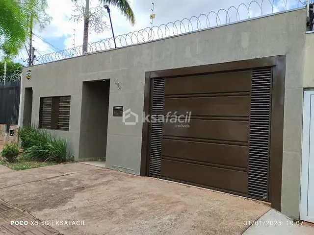 Casa com 360m² 3 quartos e 3 banheiros, para alugar, no bairro Vila Piratininga em Campo Grande