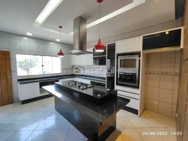 Casa com 360m² 3 quartos e 3 banheiros, para alugar, no bairro Vila Piratininga em Campo Grande