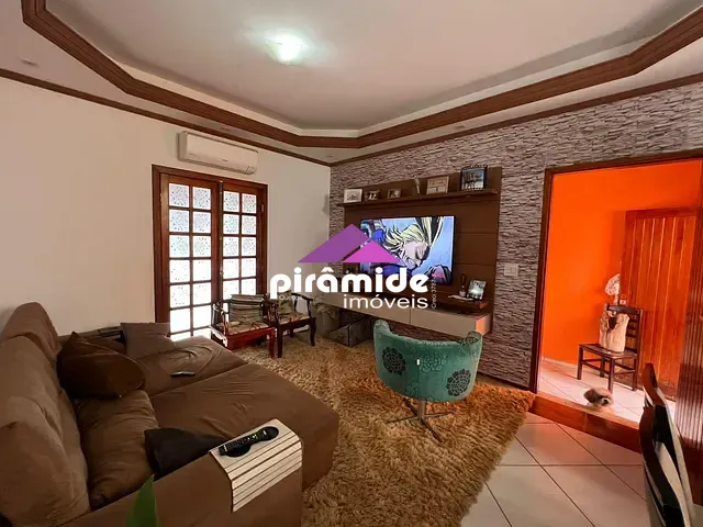 Casa com 131m² 3 quartos e 3 banheiros, à venda, no bairro Jardim das Indústrias em São José dos Campos
