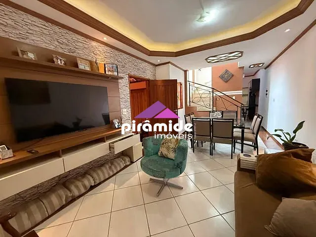 Casa com 131m² 3 quartos e 3 banheiros, à venda, no bairro Jardim das Indústrias em São José dos Campos