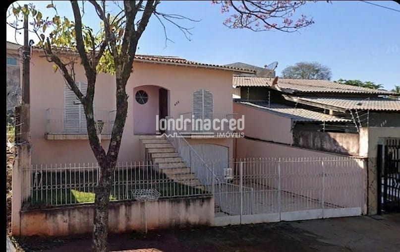 Casa, 5 quartos, 170 m² - Foto 1