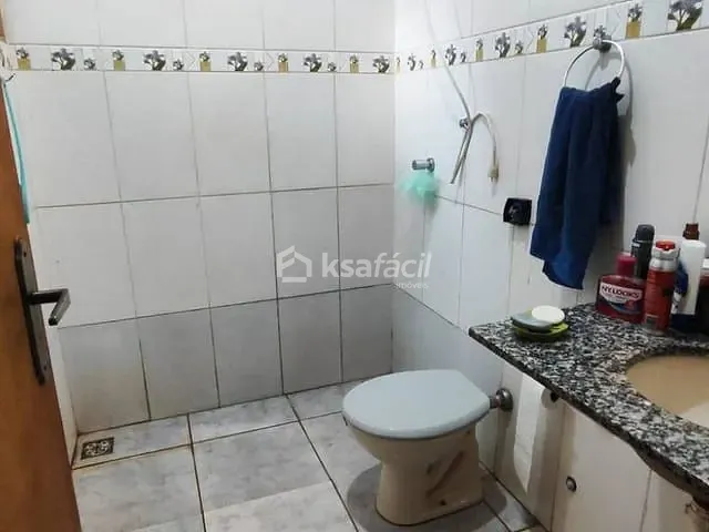 Casa com 225m² 2 quartos e 1 banheiro, à venda, no bairro Jardim Aeroporto em Campo Grande