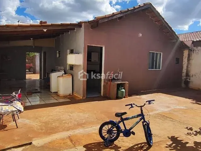 Casa com 200m² 2 quartos e 1 banheiro, à venda, no bairro SitiocaS 3 em Campo Grande