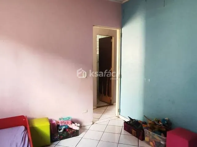 Casa com 200m² 2 quartos e 1 banheiro, à venda, no bairro SitiocaS 3 em Campo Grande