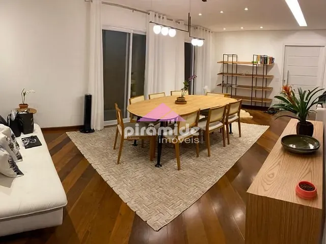 Casa com 250m² 3 quartos e 2 banheiros, à venda, no bairro Urbanova em São José dos Campos