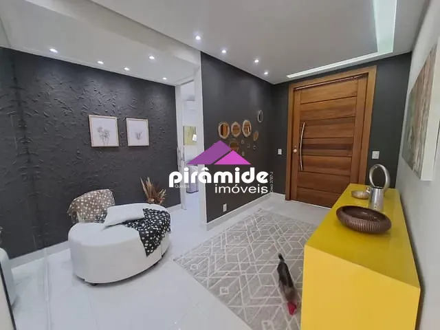 Casa com 300m², à venda, no bairro Parque Residencial Maria Elmira em Caçapava