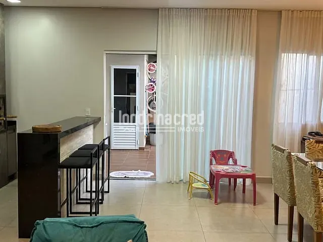 Casa com 148m² 2 quartos e 1 banheiro, à venda, no bairro CONDOMÍNIO TERRA NOVA em Londrina