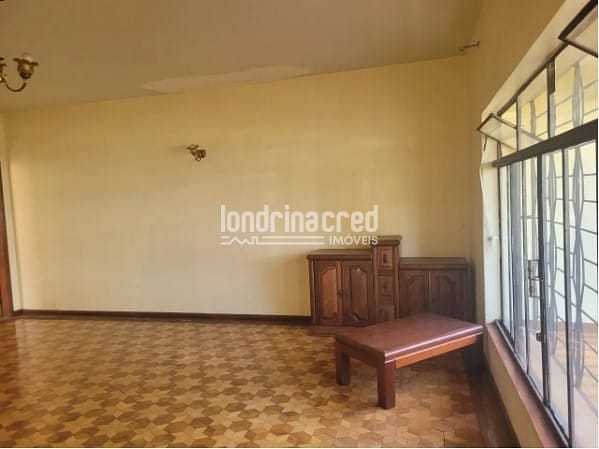 Casa, 3 quartos, 247 m² - Foto 2