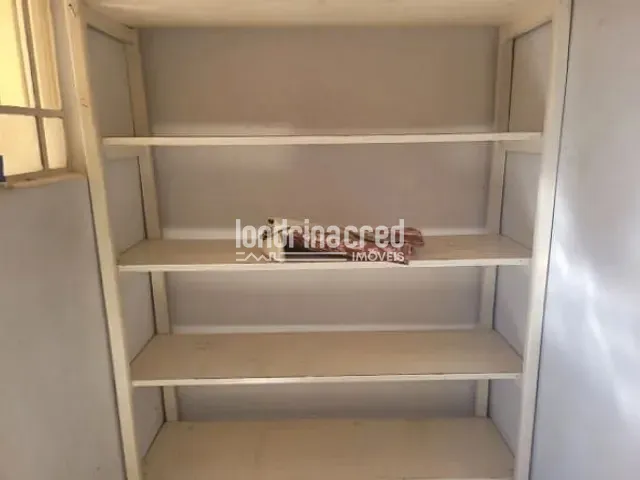 Casa com 525m² 3 quartos e 1 banheiro, à venda, no bairro Centro em Arapongas