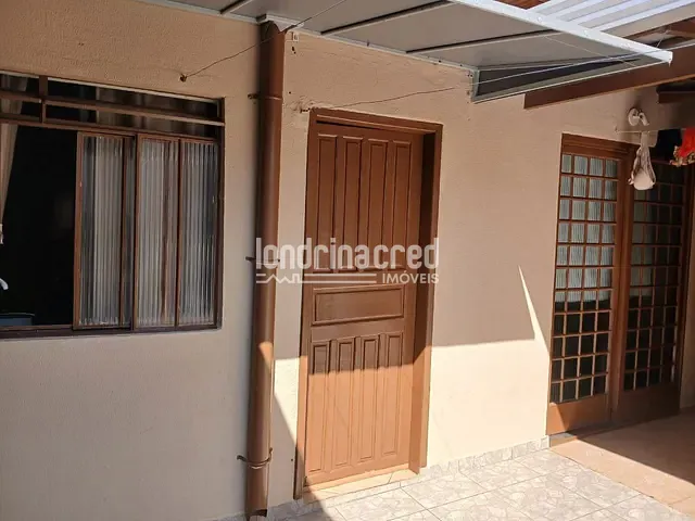 Casa com 450m² 4 quartos e 1 banheiro, à venda, no bairro Brasília em Londrina