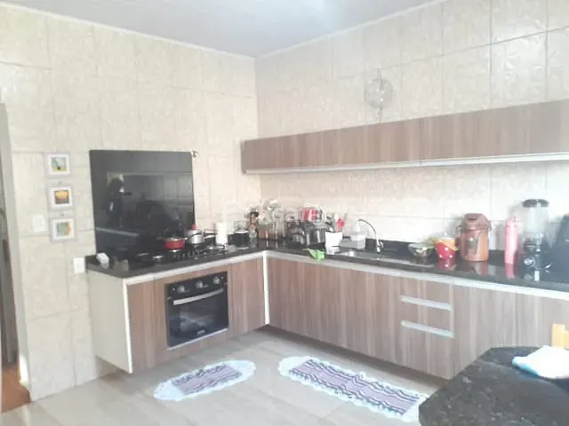 Casa com 200m² 3 quartos e 1 banheiro, à venda, no bairro Coophavila II em Campo Grande