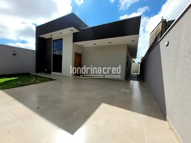 Casa com 200m² 3 quartos e 2 banheiros, à venda, no bairro Conjunto Habitacional Alexandre Urbanas em Londrina