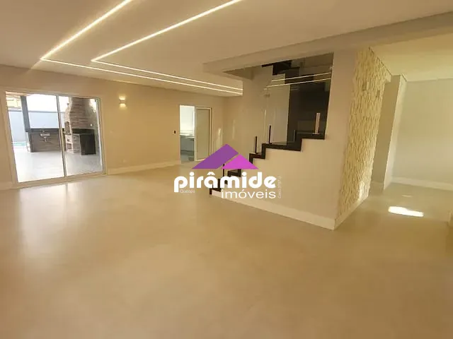Casa com 345m² 3 quartos e 5 banheiros, à venda, no bairro Urbanova em São José dos Campos