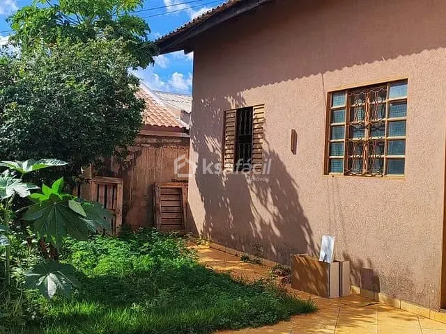 Casa com 200m² 2 quartos e 2 banheiros, à venda, no bairro Vila Ravenna em Campo Grande