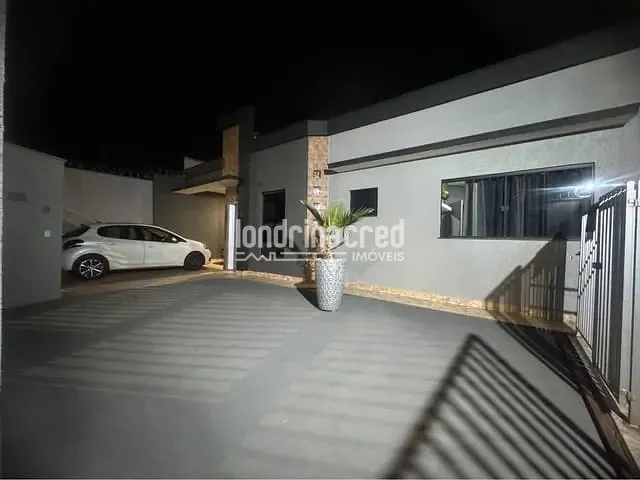 Casa com 250m² 3 quartos e 2 banheiros, à venda, no bairro Jardim Continental em Londrina