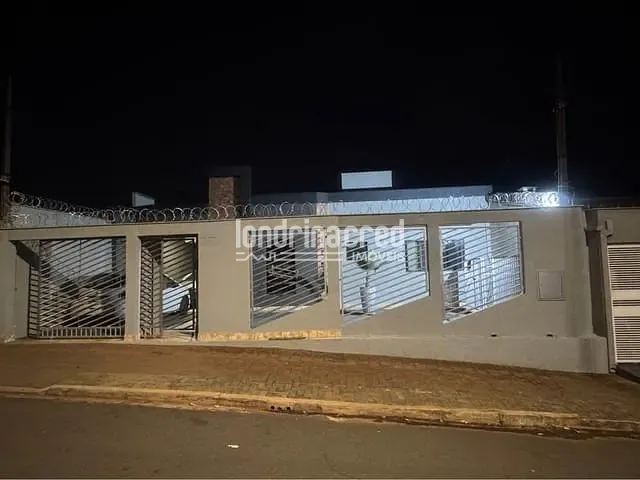 Casa com 250m² 3 quartos e 2 banheiros, à venda, no bairro Jardim Continental em Londrina