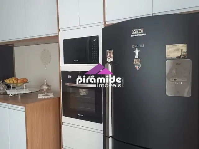 Casa com 300m², à venda, no bairro Bairro do Grama em Caçapava