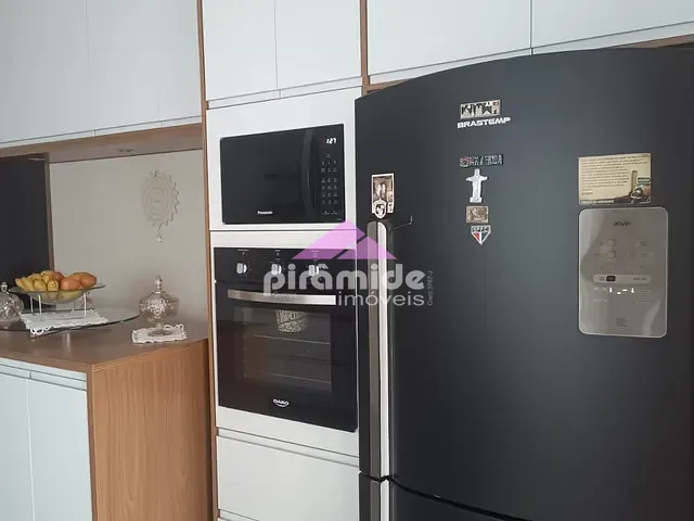 Casa com 300m², à venda, no bairro Bairro do Grama em Caçapava