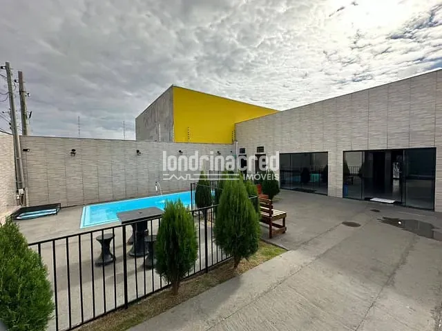 Casa com 270m², à venda, no bairro Jardim Maria Luiza em Londrina