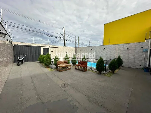 Casa com 270m², à venda, no bairro Jardim Maria Luiza em Londrina