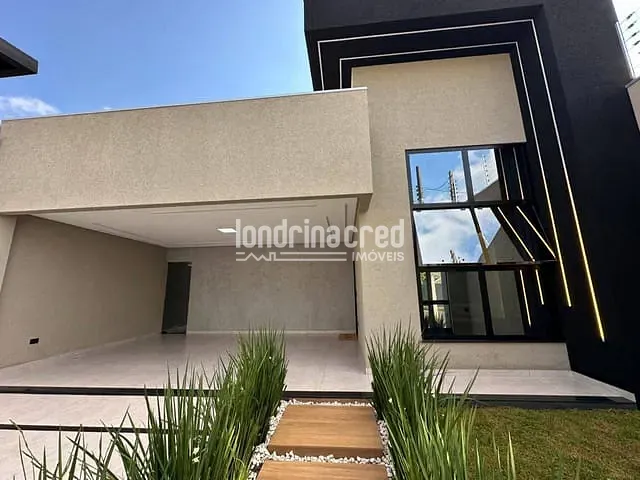 Casa com 200m² 3 quartos e 2 banheiros, à venda, no bairro Conjunto Habitacional Alexandre Urbanas em Londrina