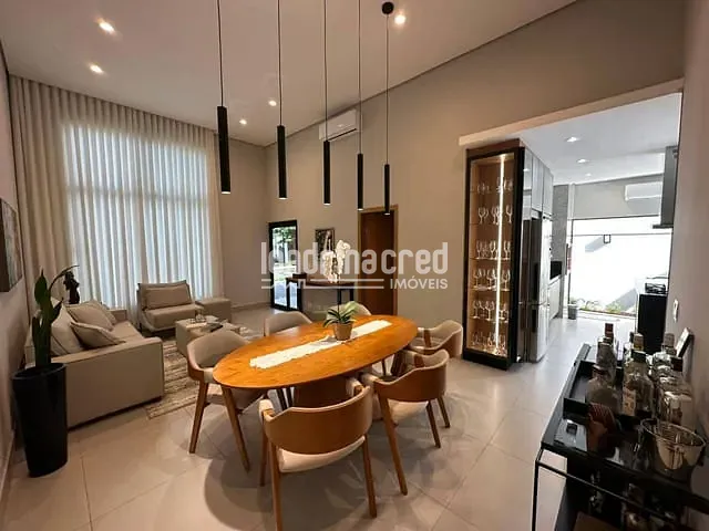 Casa com 250m² 3 quartos e 3 banheiros, à venda, no bairro Condominio Bella Vitta em Londrina
