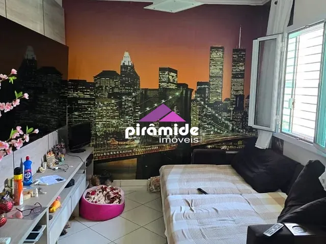 Casa com 250m² 3 quartos e 3 banheiros, à venda, no bairro Jardim das Indústrias em São José dos Campos