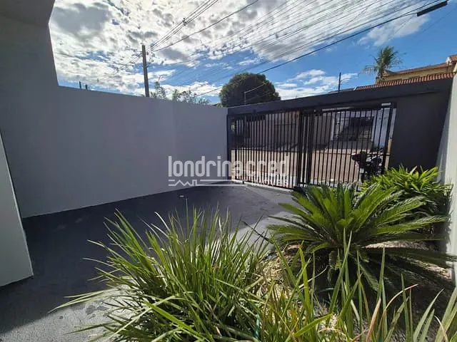 Casa com 125m² 3 quartos e 2 banheiros, à venda, no bairro Alto da Boa Vista em Londrina