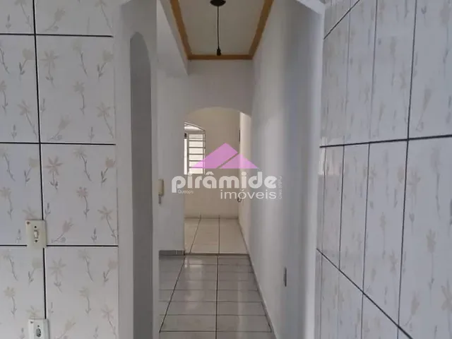 Casa com 140m² 3 quartos e 3 banheiros, à venda, no bairro Borda da Mata em Caçapava