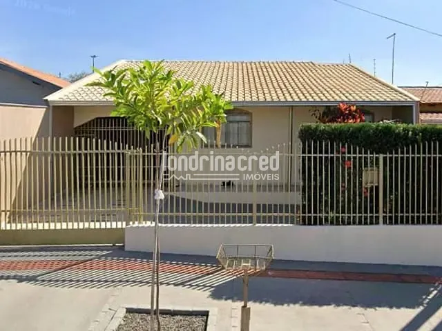Casa com 200m² 3 quartos e 3 banheiros, à venda, no bairro Ernani Moura Lima em Londrina