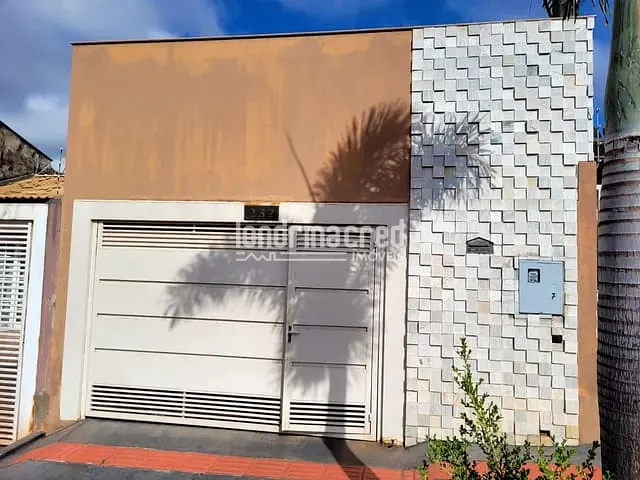 Casa com 89m² 3 quartos e 2 banheiros, à venda, no bairro Jardim São Paulo em Londrina