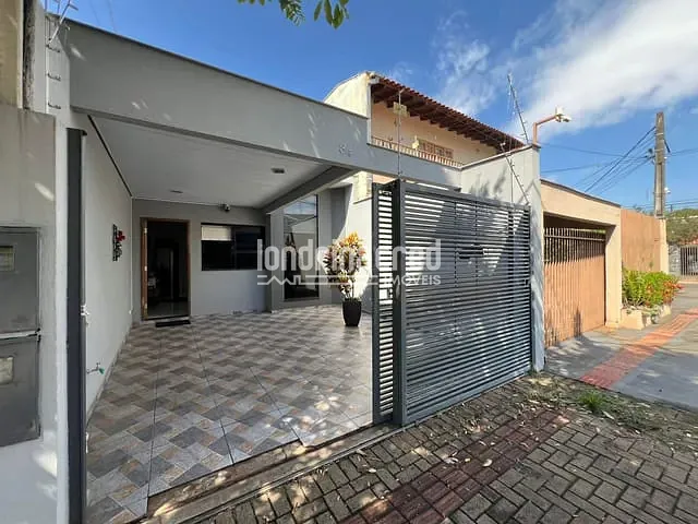 Casa com 125m² 3 quartos e 2 banheiros, à venda, no bairro Antares em Londrina