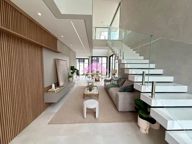 Casa com 250m² 4 quartos e 6 banheiros, à venda, no bairro Urbanova em São José dos Campos