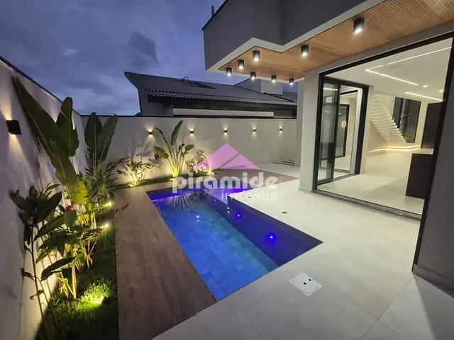 Casa com 250m² 4 quartos e 6 banheiros, à venda, no bairro Urbanova em São José dos Campos