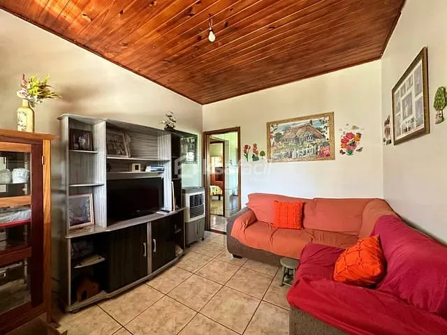 Casa com 360m² 2 quartos e 2 banheiros, à venda, no bairro Jardim Colibrí em Campo Grande