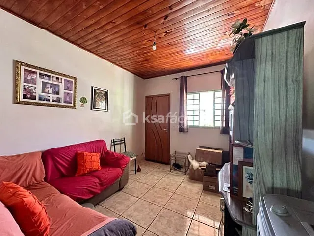 Casa com 360m² 2 quartos e 2 banheiros, à venda, no bairro Jardim Colibrí em Campo Grande