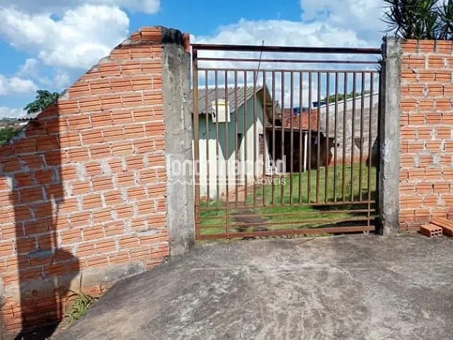 Casa com 394m² 3 quartos e 1 banheiro, à venda, no bairro Conjunto Cafezal 1 em Londrina